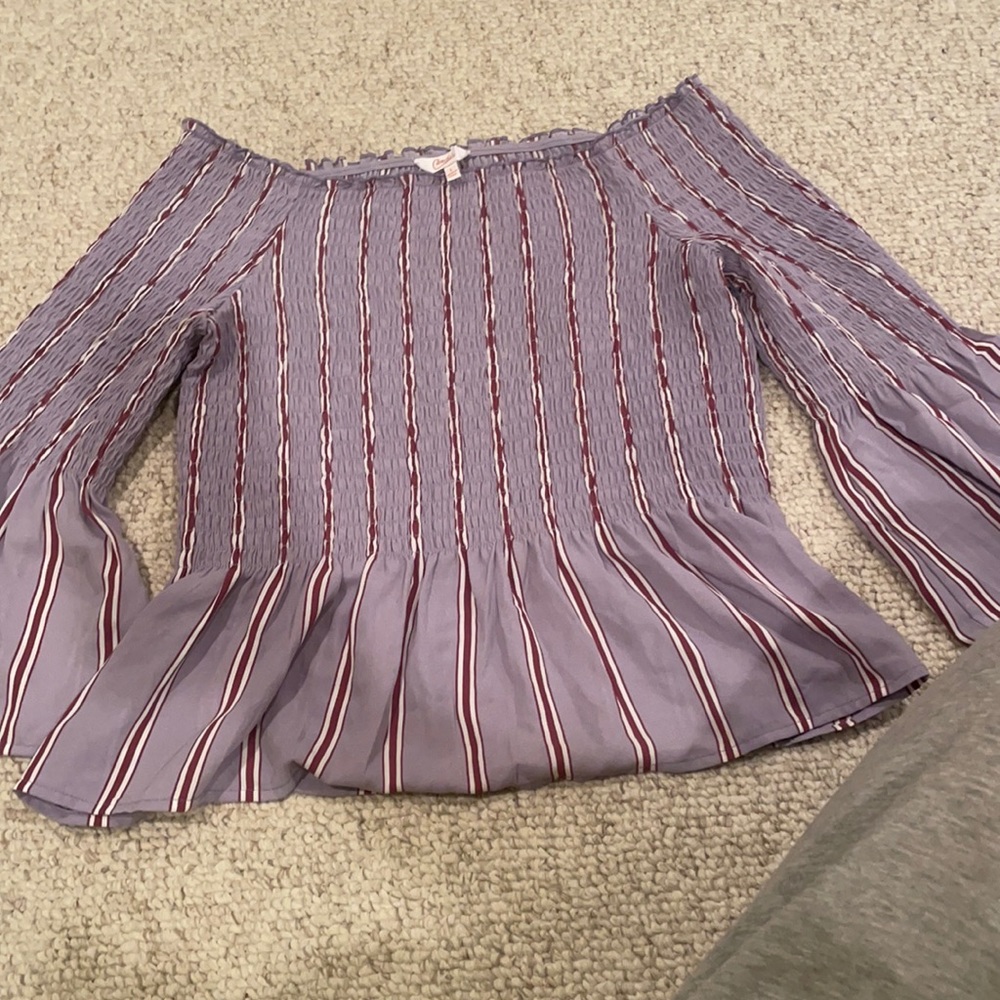 Thin blouse for spring